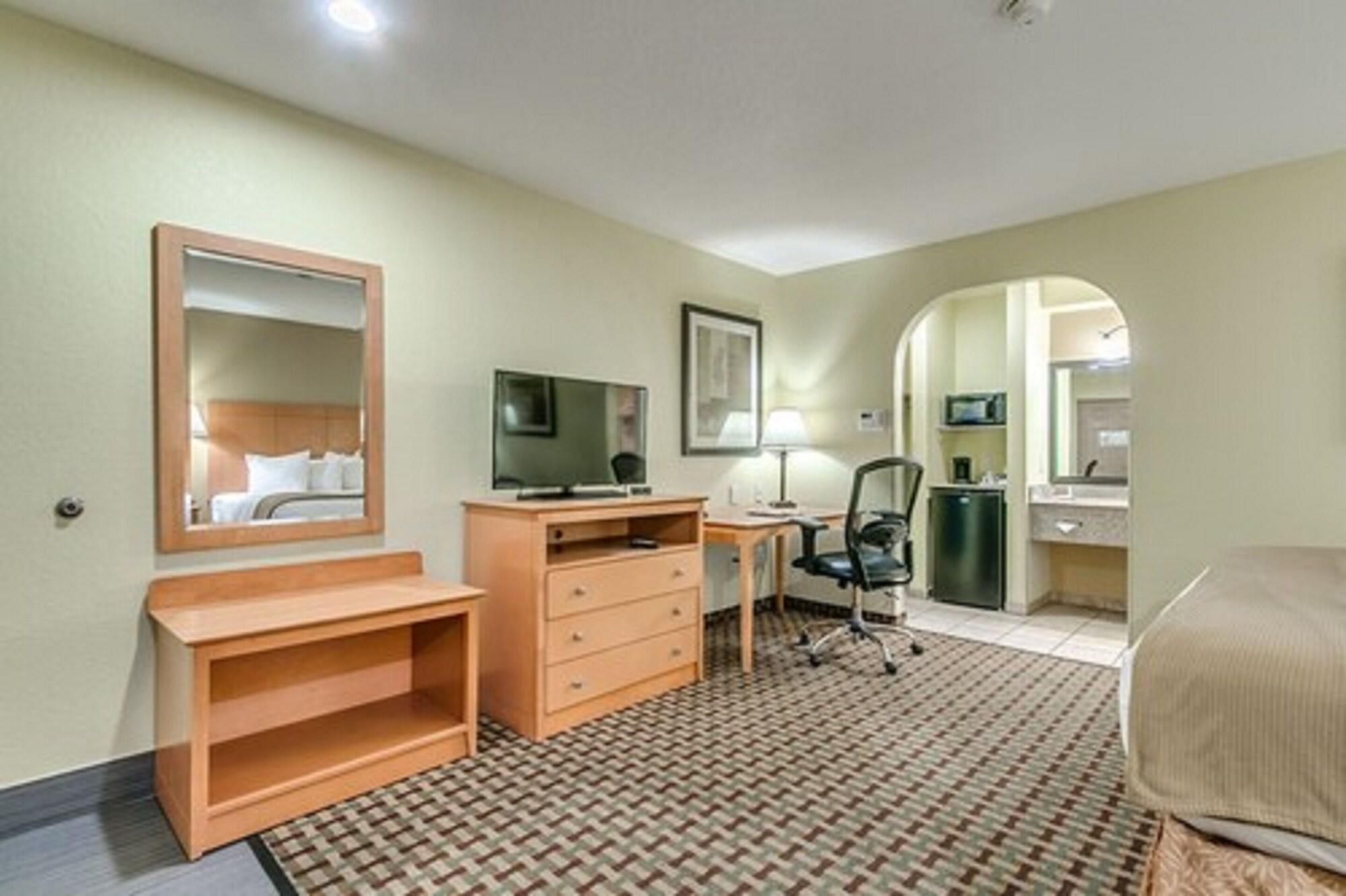 Days Inn By Wyndham Lubbock South Eksteriør billede