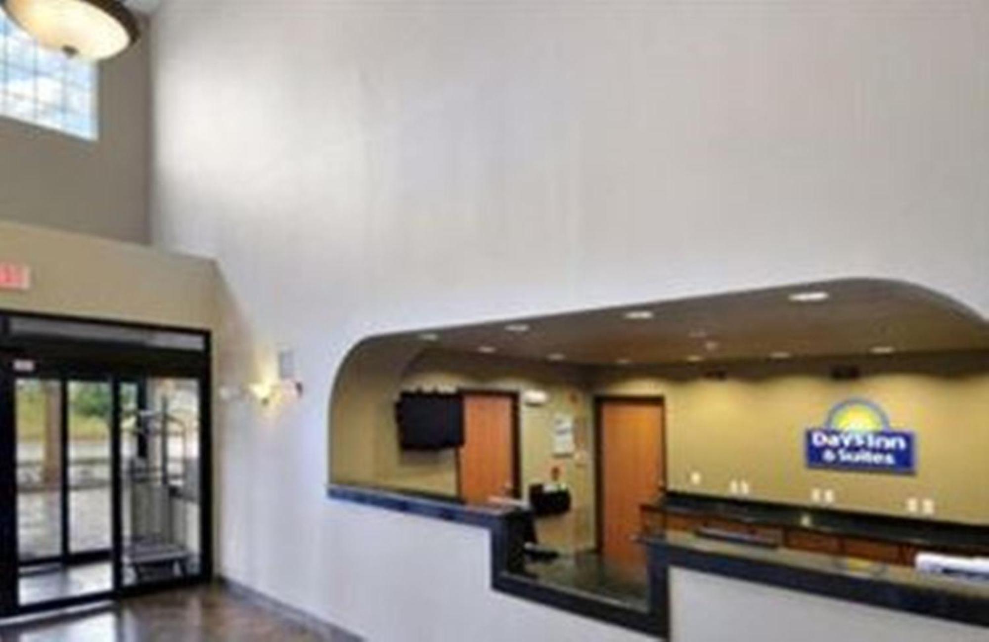 Days Inn By Wyndham Lubbock South Eksteriør billede